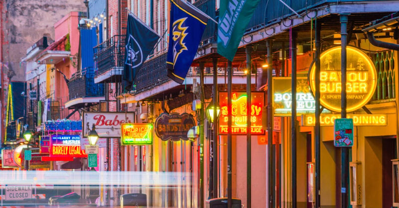 Take an Old New Orleans Bar Crawl